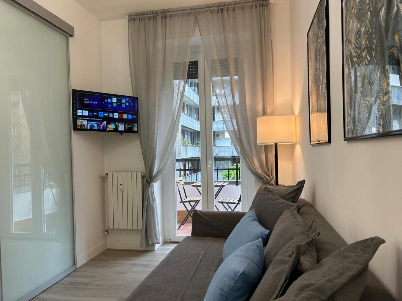 Modern Apartments Mm3 Afforifn Only 15 Min From Duomo Milan Exterior photo